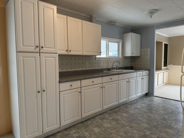 Detail Gallery Image 9 of 53 For 200 N El Camino Real #150,  Oceanside,  CA 92058 - 3 Beds | 2 Baths