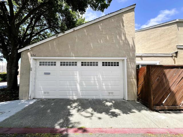 156 Briarwood Dr, Hayward CA: https://media.crmls.org/mediaz/e8c6ebef-d96e-4788-8763-4ed1dee5b0ac.jpg