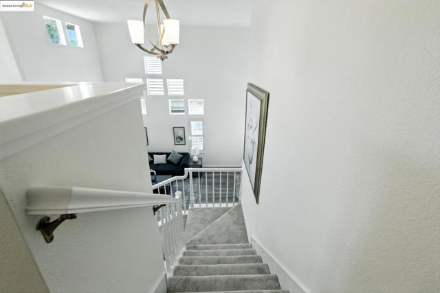 2201 Mark Twain Drive, Antioch CA: https://media.crmls.org/mediaz/e8c99f6c-2956-47ef-8c4e-61af1fafea9e.jpg