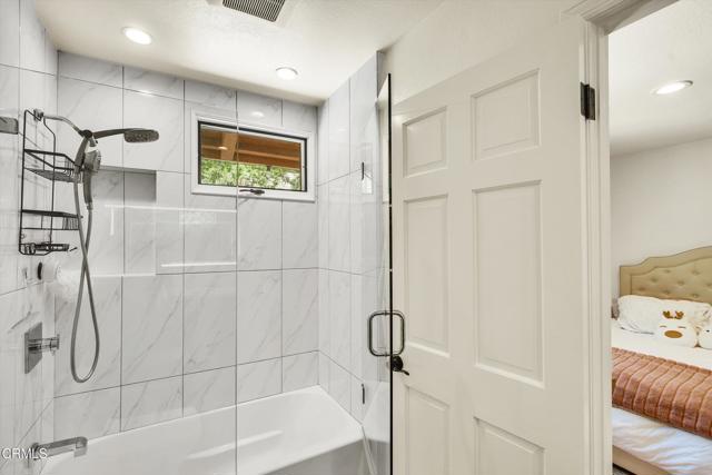 4559 Rayburn Street, Westlake Village CA: https://media.crmls.org/mediaz/e8cd180c-2cad-4456-90c4-5e77e8c8e9ad.jpg