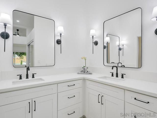 4951 DELOS WAY, Oceanside CA: https://media.crmls.org/mediaz/e8cd65bb-94a0-4512-8173-5d97b5794114.jpg