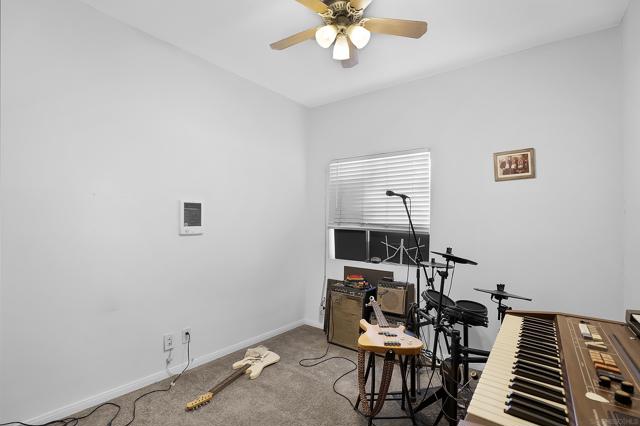 2311 State St, San Diego CA: https://media.crmls.org/mediaz/e8ce8b28-f81c-4bc4-9ef7-ec1ea1fbb8a0.jpg