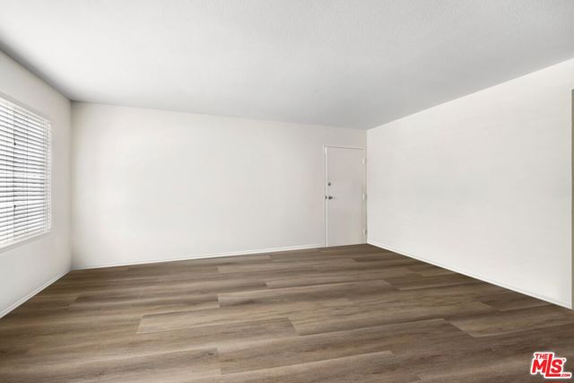 3321 Keystone Avenue, Los Angeles CA: https://media.crmls.org/mediaz/e8cebb40-f86e-4159-a5d3-d5ce1566bbbb.jpg