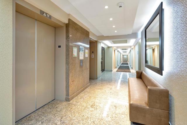 Detail Gallery Image 37 of 40 For 1760 Avenida Del Mundo #504,  Coronado,  CA 92118 - 2 Beds | 2 Baths