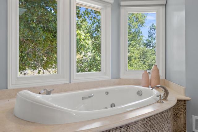 Image 18 of 40 For 21415 Continental Circle
