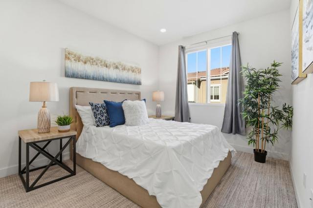 17985 Cantabria Lane, Morgan Hill CA: https://media.crmls.org/mediaz/e8d06da3-fdb9-4d94-bb7a-273153b44080.jpg