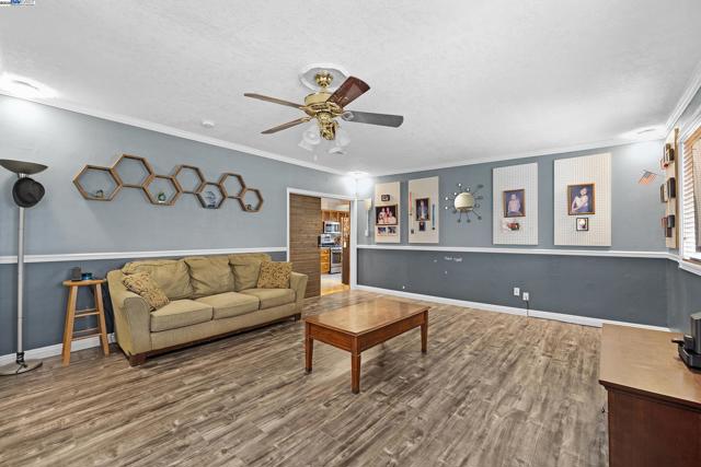 39672 Blacow Rd, Fremont CA: https://media.crmls.org/mediaz/e8d09f9a-1066-42a9-b8db-8567c7c008d0.jpg