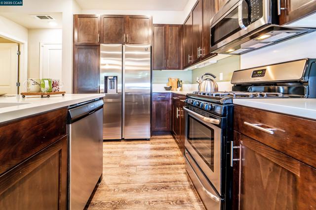 1233 Bockman, San Lorenzo CA: https://media.crmls.org/mediaz/e8d1eaee-4222-4881-af87-918157b611d5.jpg