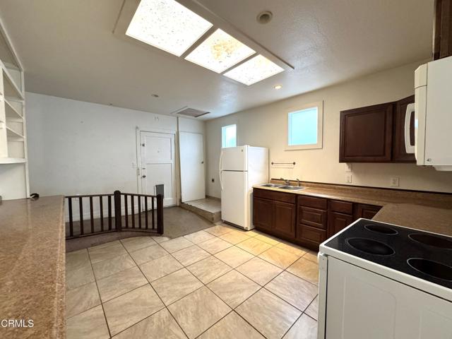 Detail Gallery Image 7 of 32 For 210 S Mcpherson St, Fort Bragg,  CA 95437 - 2 Beds | 1 Baths