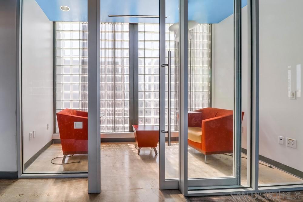 MLS #250032382SD img 32