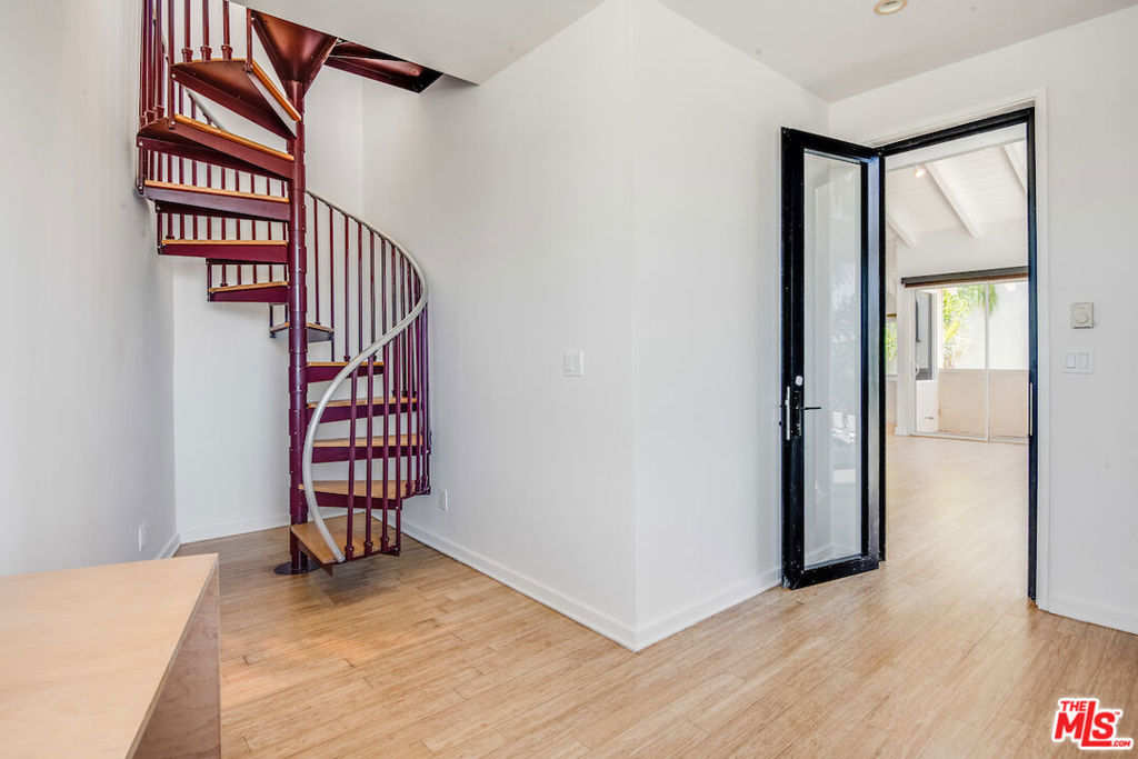 MLS #25621617 image #19