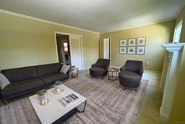 4742 Idaho St, San Diego CA: https://media.crmls.org/mediaz/e8d59440-5244-44fb-b696-0d06b1512023.jpg