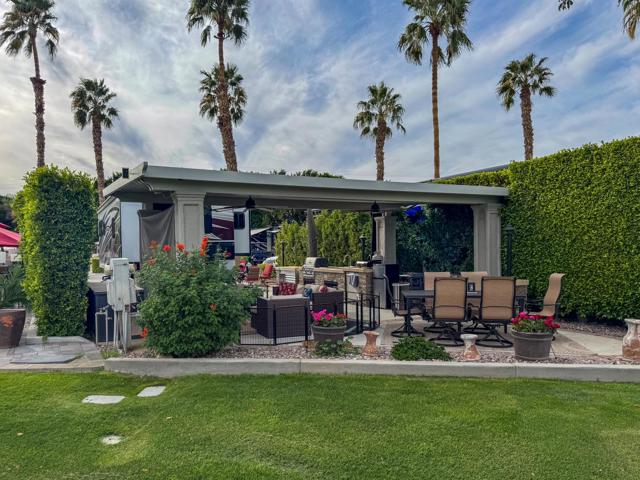 80394 Ave 48, Indio CA: https://media.crmls.org/mediaz/e8d62d1b-004e-4570-b50c-eee7e270b072.jpg