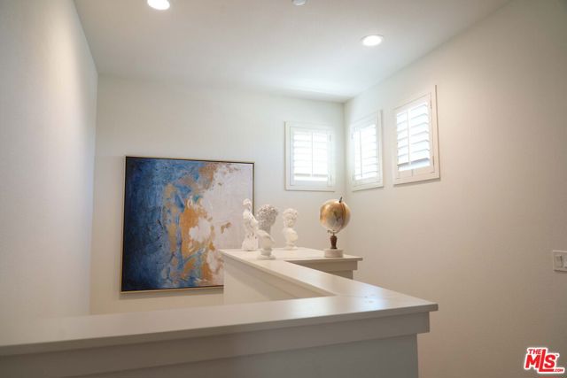 18215 Astro Court, Santa Clarita CA: https://media.crmls.org/mediaz/e8d6620b-9bf2-4ff6-b5c7-5afc0dbd6028.jpg