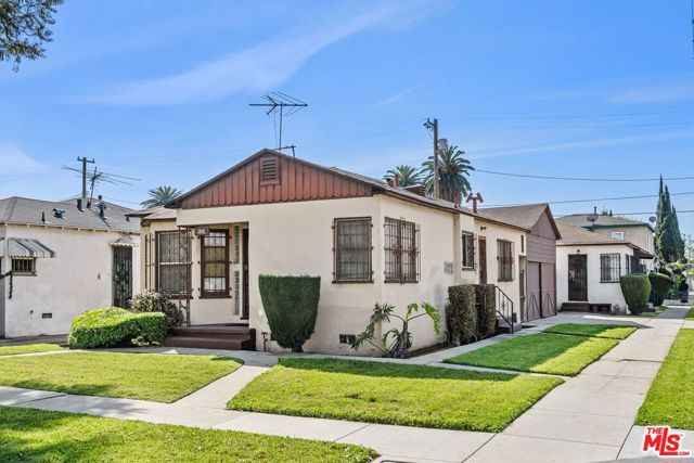 902 87th Place, Los Angeles, California 90002, ,Multi-Family,For Sale,87th,24374715