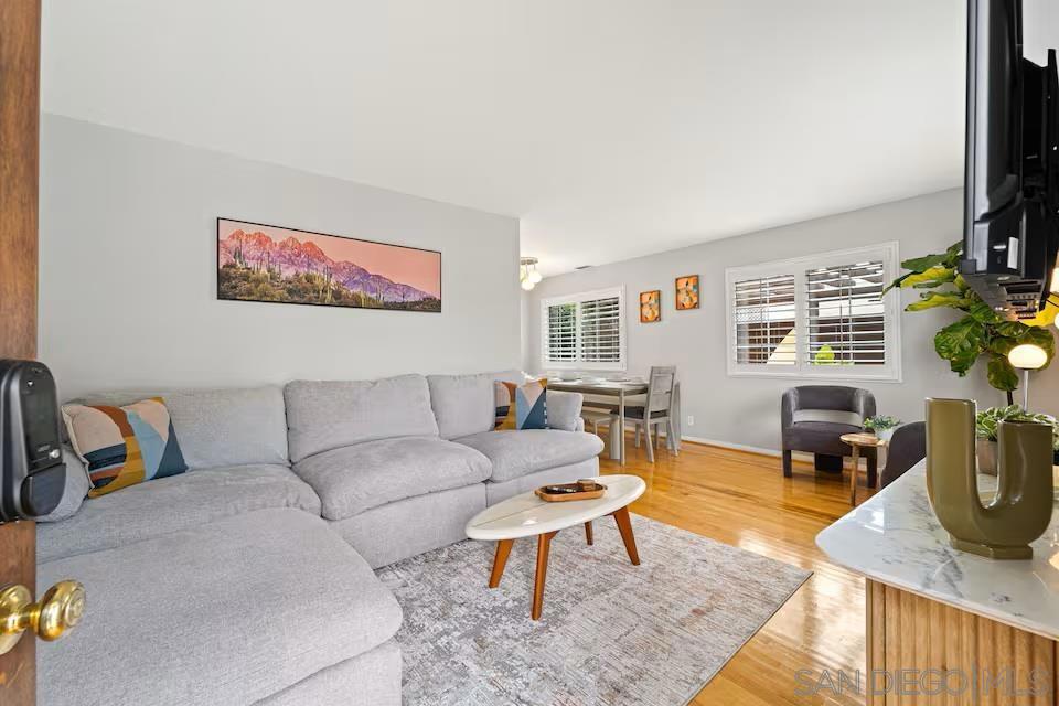 309 Lewis - photo 2