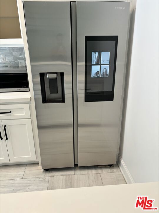 1228 N La Cienega Boulevard, West Hollywood CA: https://media.crmls.org/mediaz/e8d9592e-3ae6-4845-a2c8-4b9870323e9a.jpg