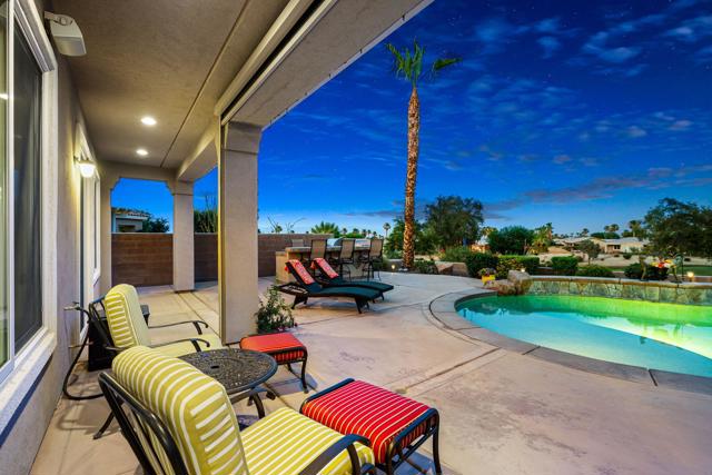 81297 Cantor Court, La Quinta CA: https://media.crmls.org/mediaz/e8d95c40-d4ae-4688-8bd3-e3c304bbcee5.jpg