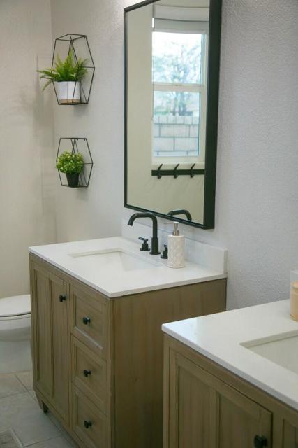 44830 Via Mirabel, La Quinta CA: https://media.crmls.org/mediaz/e8d9750a-1d89-4914-911d-280e0ce1dae2.jpg
