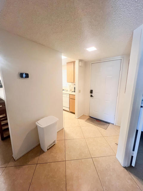 40513 Bay Hill Way, Palm Desert CA: https://media.crmls.org/mediaz/e8d9b499-d7a1-4720-b258-716cddf1ff8d.jpg