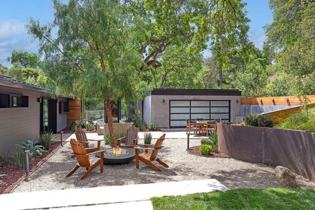 26896 Alejandro Drive, Los Altos Hills CA: https://media.crmls.org/mediaz/e8da795e-4dba-4537-993b-84bfa27c2aed.jpg