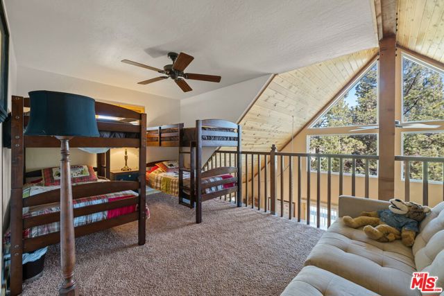 1037 H Lane, Big Bear City CA: https://media.crmls.org/mediaz/e8da9e79-8fd0-48d6-982c-876673c9740d.jpg