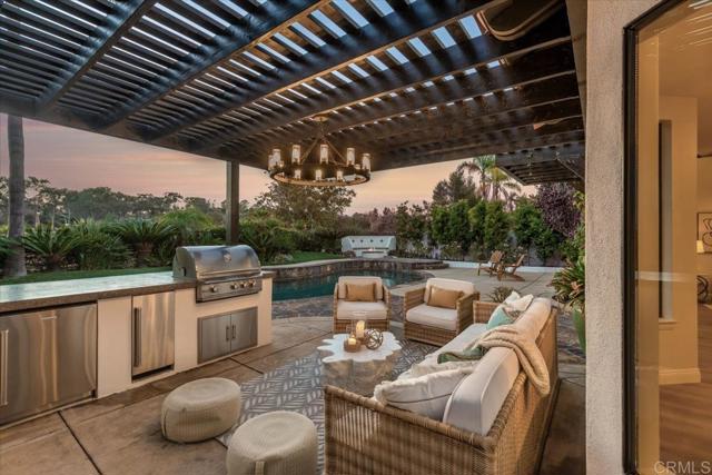 Detail Gallery Image 20 of 69 For 4939 Concannon Ct, San Diego,  CA 92130 - 6 Beds | 5 Baths