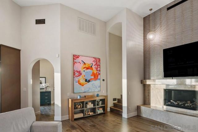 15484 Markar Rd, Poway CA: https://media.crmls.org/mediaz/e8dae6cd-2ec8-4700-866c-2e0b602e4926.jpg