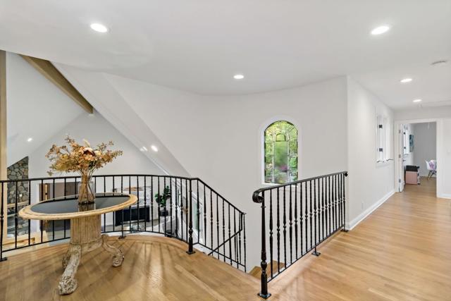 136 Finger Avenue, Redwood City CA: https://media.crmls.org/mediaz/e8dc49c5-40ae-458e-9243-76e9f108d312.jpg