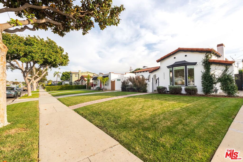 E8Dc5Bfd 73Ab 4320 88Bb D0Dcceaaa24A 2422 W 77Th Street, Inglewood, Ca 90305 &Lt;Span Style='BackgroundColor:transparent;Padding:0Px;'&Gt; &Lt;Small&Gt; &Lt;I&Gt; &Lt;/I&Gt; &Lt;/Small&Gt;&Lt;/Span&Gt;