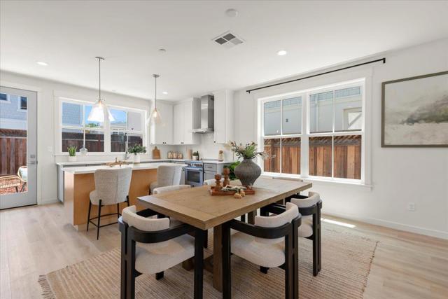 14 Staggi Court, Soquel CA: https://media.crmls.org/mediaz/e8ddae19-9f17-4d50-b568-10b21fc84c23.jpg