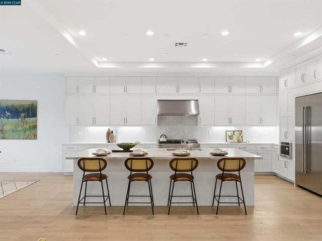 18612 Corte Obispo, Morgan Hill CA: https://media.crmls.org/mediaz/e8de40d2-28a9-4945-8c5a-4ce6ffc85b6c.jpg