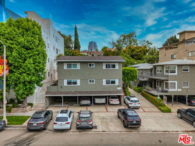 1940 S Beverly Glen Boulevard, Los Angeles CA: https://media.crmls.org/mediaz/e8de936e-0888-42c5-b257-b7654b183a61.jpg