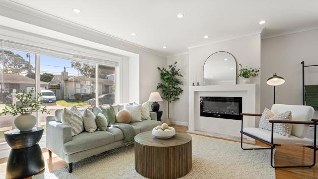 47 Greenwood Drive, South San Francisco CA: https://media.crmls.org/mediaz/e8e02c5c-7c3e-4d05-9a51-3a305ec51a39.jpg