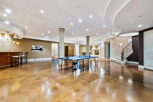 14380 Ciera Court, Poway CA: https://media.crmls.org/mediaz/e8e13db9-3ef3-42b8-a62b-92654b20ff32.jpg