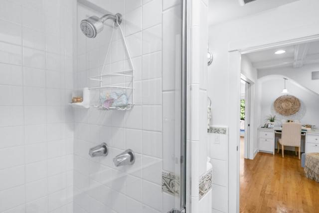 910 Pelton Avenue, Santa Cruz CA: https://media.crmls.org/mediaz/e8e1b4b6-bbd1-4217-9a10-2a54c02104fd.jpg