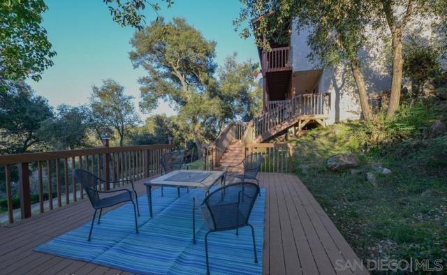 9502 Elm Drive, Descanso CA: https://media.crmls.org/mediaz/e8e2d277-e9b7-4e37-b2be-dfe0db5204f2.jpg