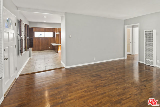 3471 Beethoven Street, Los Angeles CA: https://media.crmls.org/mediaz/e8e3d486-c60c-42ca-b225-dbf856e27c92.jpg
