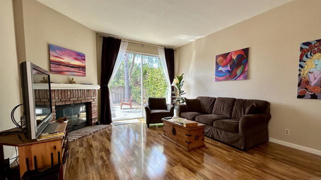 Detail Gallery Image 7 of 25 For 2683 Coventry Rd, Carlsbad,  CA 92010 - 3 Beds | 2/1 Baths