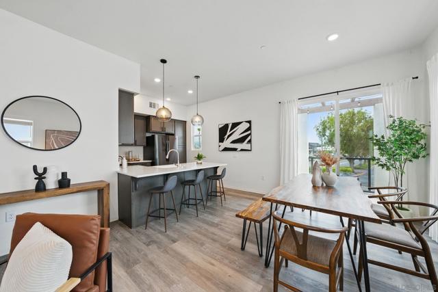 2054 Luzon Lane, Chula Vista CA: https://media.crmls.org/mediaz/e8e401f0-cbed-4c83-b00f-b2cc939ccba8.jpg