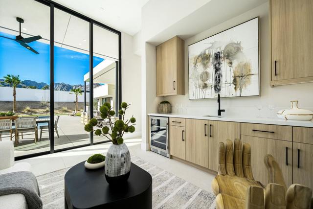 79242 Tom Fazio S Lane, La Quinta CA: https://media.crmls.org/mediaz/e8e40c85-449d-4775-a0b7-6b6352fea84d.jpg