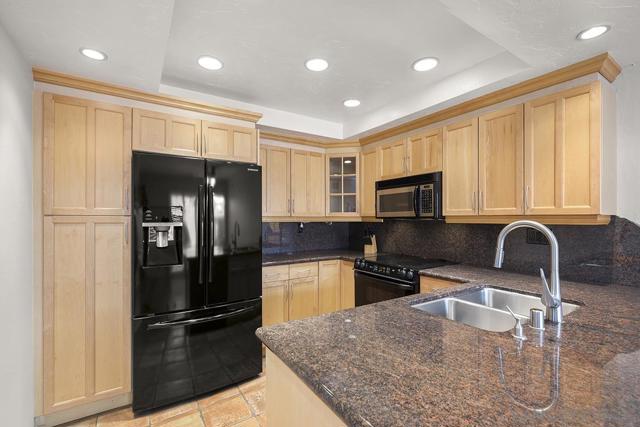 Image 6 of 34 For 9833 Rimpark Way