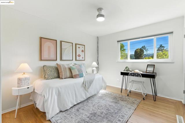 4503 Gregory Way, Richmond CA: https://media.crmls.org/mediaz/e8e48fc2-d54e-4007-8a1c-bd39dad9d94d.jpg