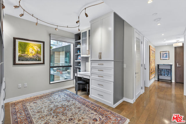 1755 Ocean Avenue, Santa Monica CA: https://media.crmls.org/mediaz/e8e5e64d-554e-479e-93f6-2796a0540097.jpg