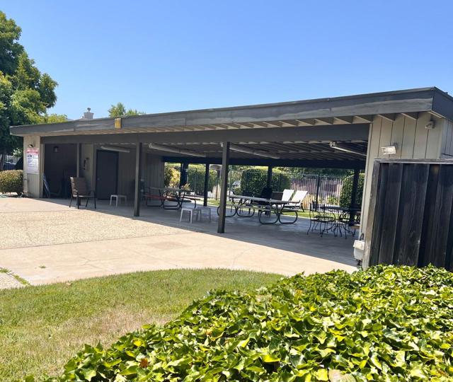 5894 El Zuparko Drive, San Jose CA: https://media.crmls.org/mediaz/e8e613b4-23e1-4c40-a58e-cbf3bdc4bce6.jpg