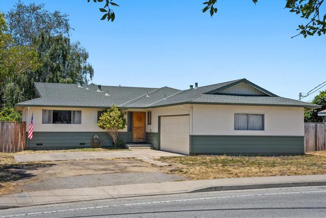 2107 Chanticleer Avenue, Santa Cruz CA: https://media.crmls.org/mediaz/e8e6443c-8c34-41f6-aa7d-9caad9d3d941.jpg
