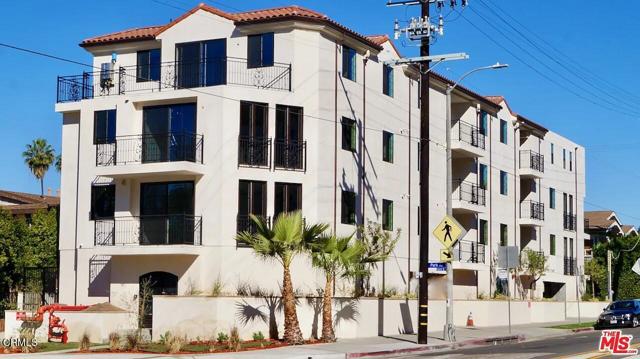Detail Gallery Image 1 of 19 For 1111 Echo Park Ave #202,  Los Angeles,  CA 90026 - 1 Beds | 1 Baths