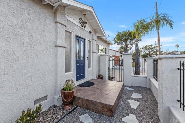 4704 Jumano Avenue, San Diego CA: https://media.crmls.org/mediaz/e8e6ae84-37c2-4dca-8906-763451b11092.jpg
