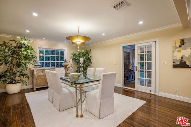 Drew Fenton | 585 Lorna Lane Los Angeles CA | MLS: 7287808