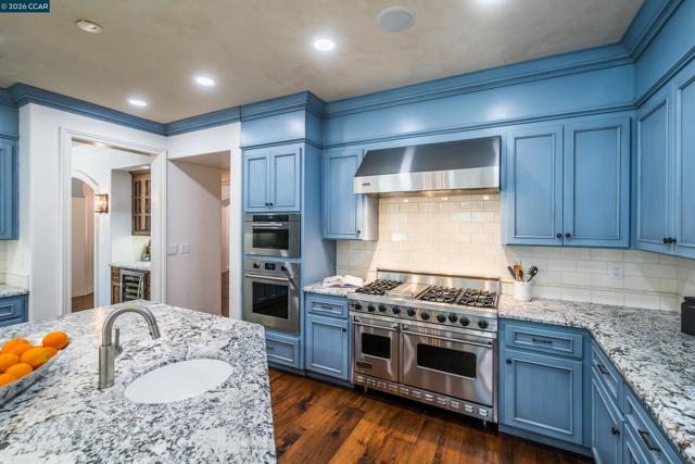 Image 16 of 61 For 53 Hidden Oaks Dr